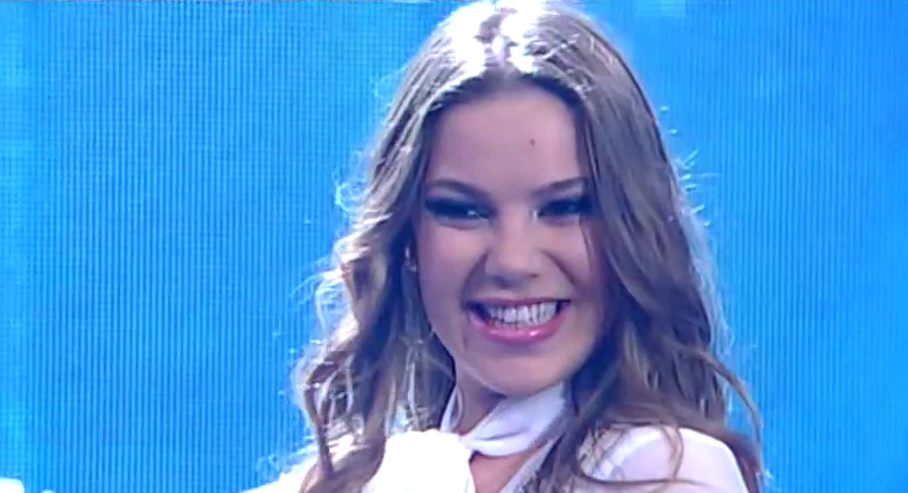 Maria Isabel (JESC 2004 Spain) performs “Antes Muerta Que Sencilla” eleven years later!