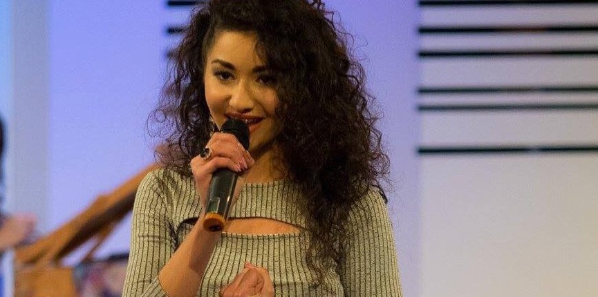 Jasmine Abela: “We really wish everyone draws strength and courage from the song” (Maltese semifinalist – Interview)