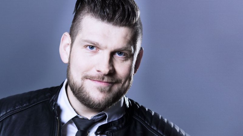 Rúnar Eff Rúnarsson: “I think Mér Við Hlið is a good mix of a personal ballad and a current pop song” (Icelandic semifinalist – Interview)