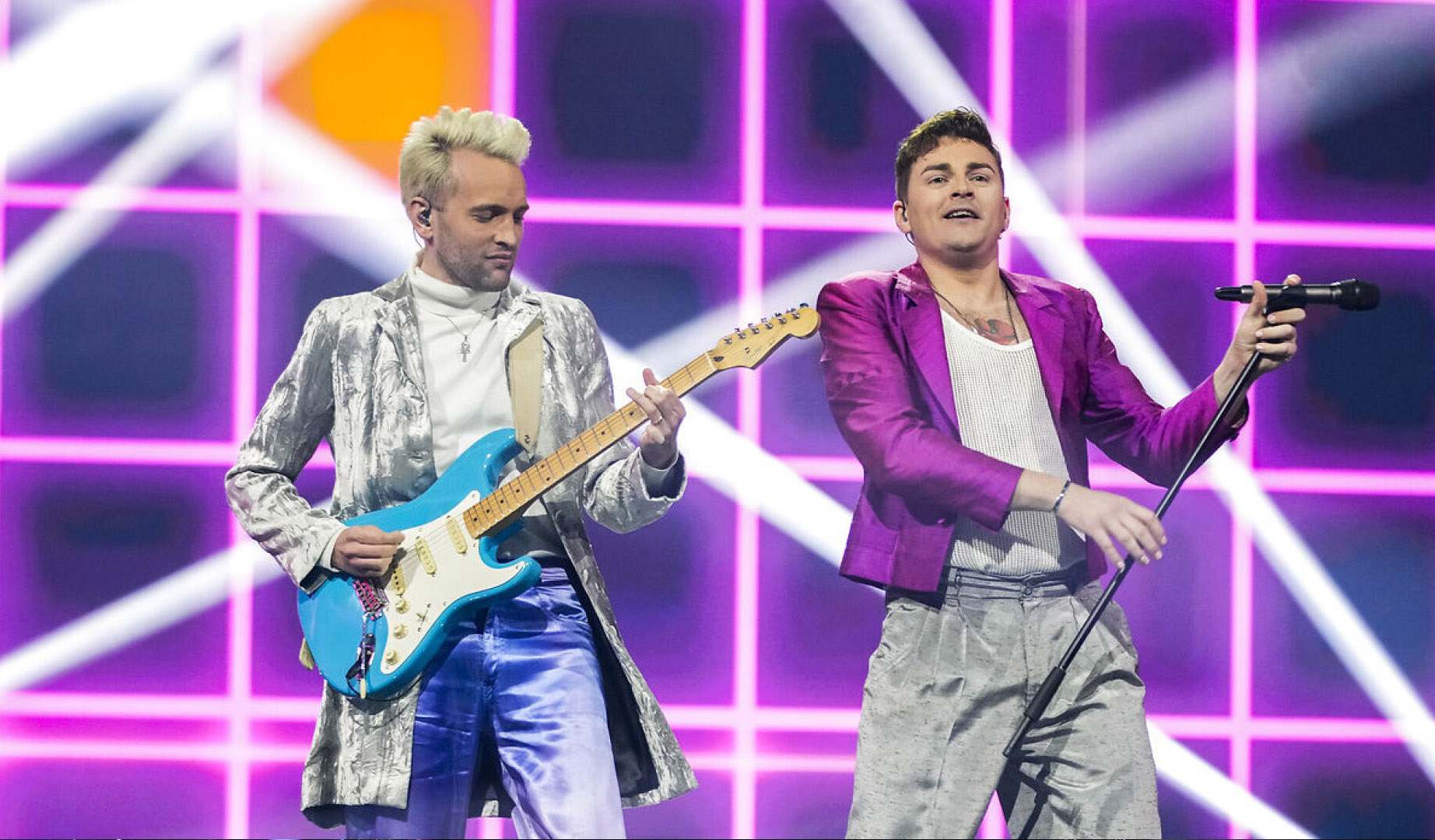 Fyr & Flamme to compete for Denmark at Eurovision 2021 with ‘Øve os på hinanden’